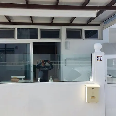 Spacious In With Terrace *